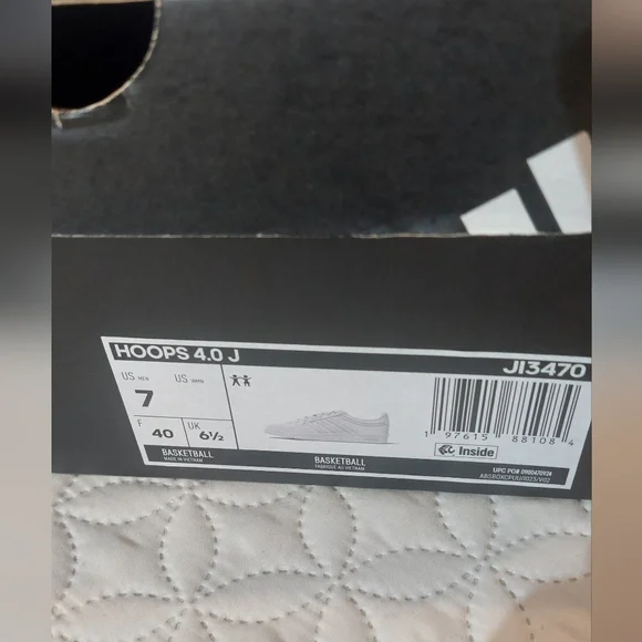 adidas Men's White Sneakers - Picture 4 of 6